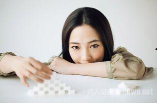 白百何背景资料,从影视新星到实力派演员的蜕变之路