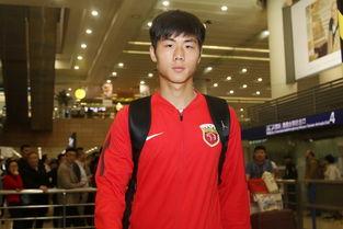 上海上港魏震个人资料,上海上港队中坚力量，球场上的钢铁战士